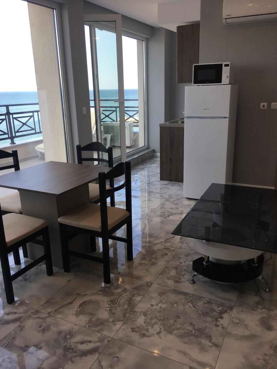 Appartamento Golden Sea View Penthouse Pomorie Esterno foto